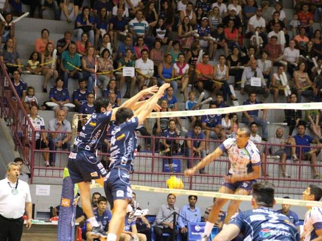 funvic-bento-volei
